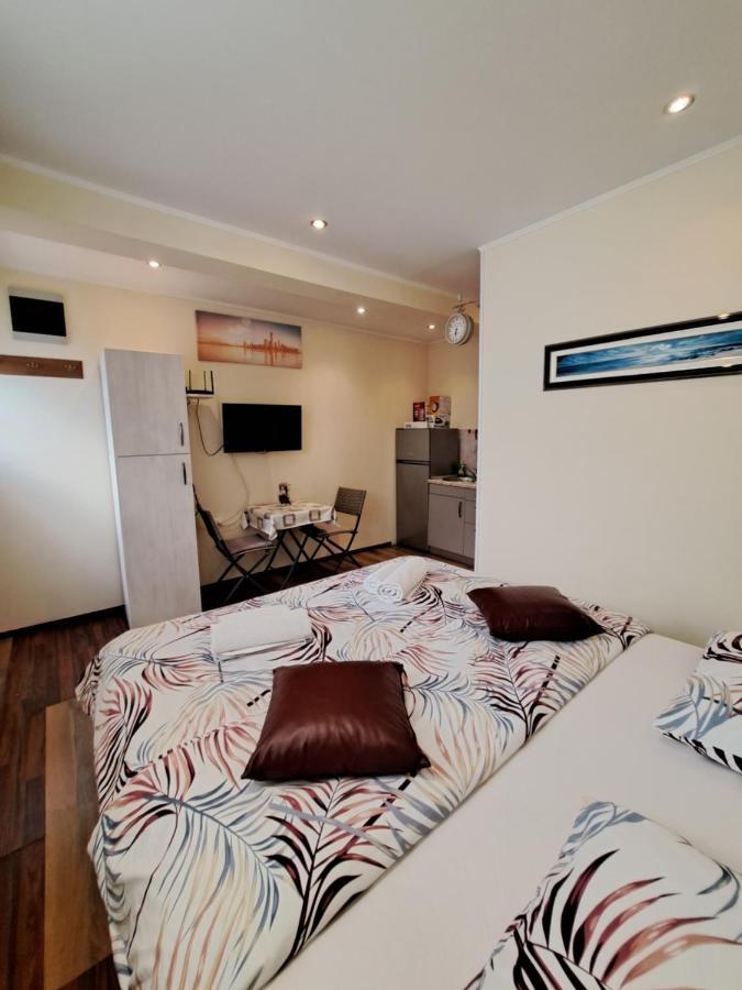 Meressa Nina&Leo Studio Apartments Novigrad Istria Extérieur photo