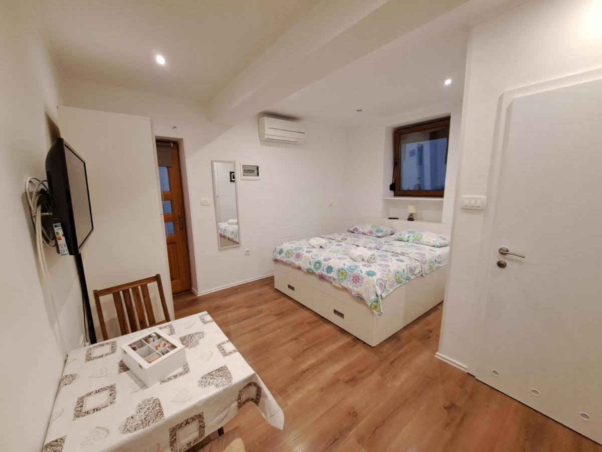 Meressa Nina&Leo Studio Apartments Novigrad Istria Extérieur photo