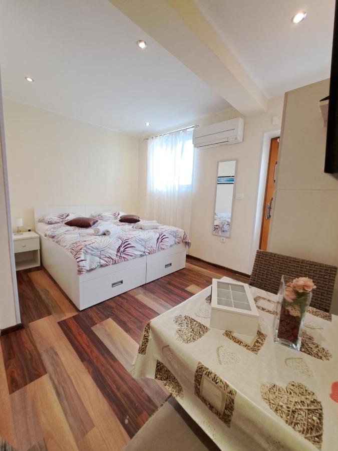 Meressa Nina&Leo Studio Apartments Novigrad Istria Extérieur photo